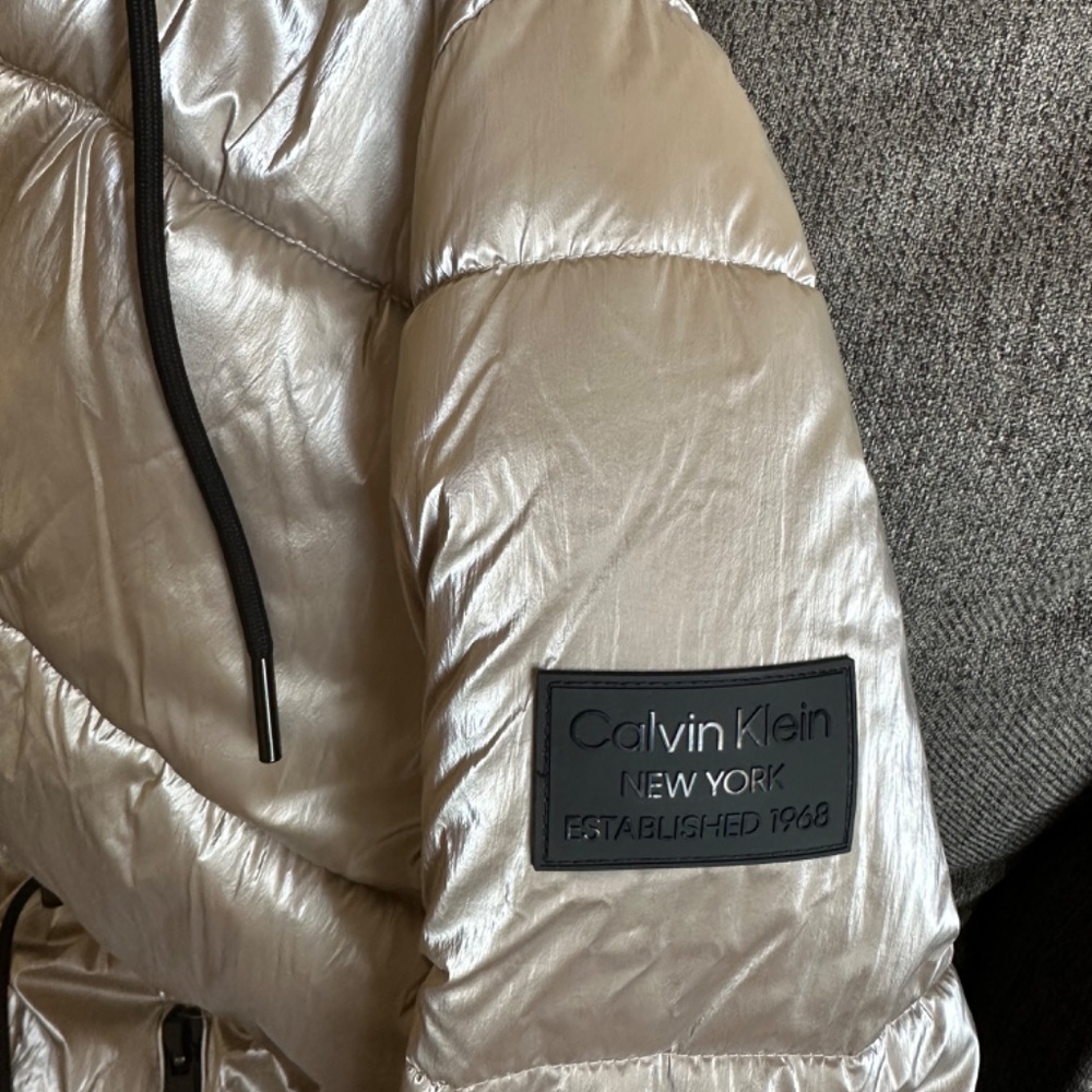 Jacket - Picture 3 of 4